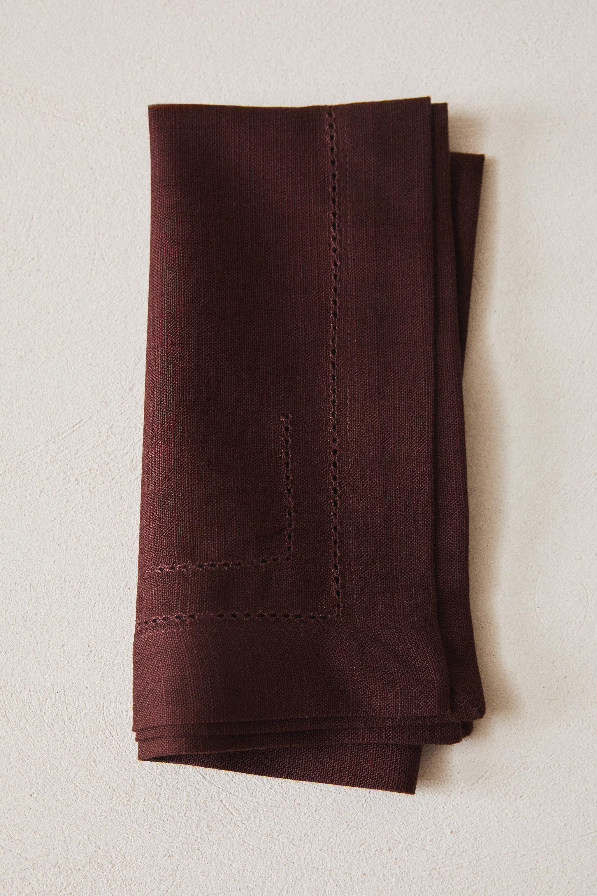 SET OF HEMSTITCHED COTTON NAPKINS (SET 2)